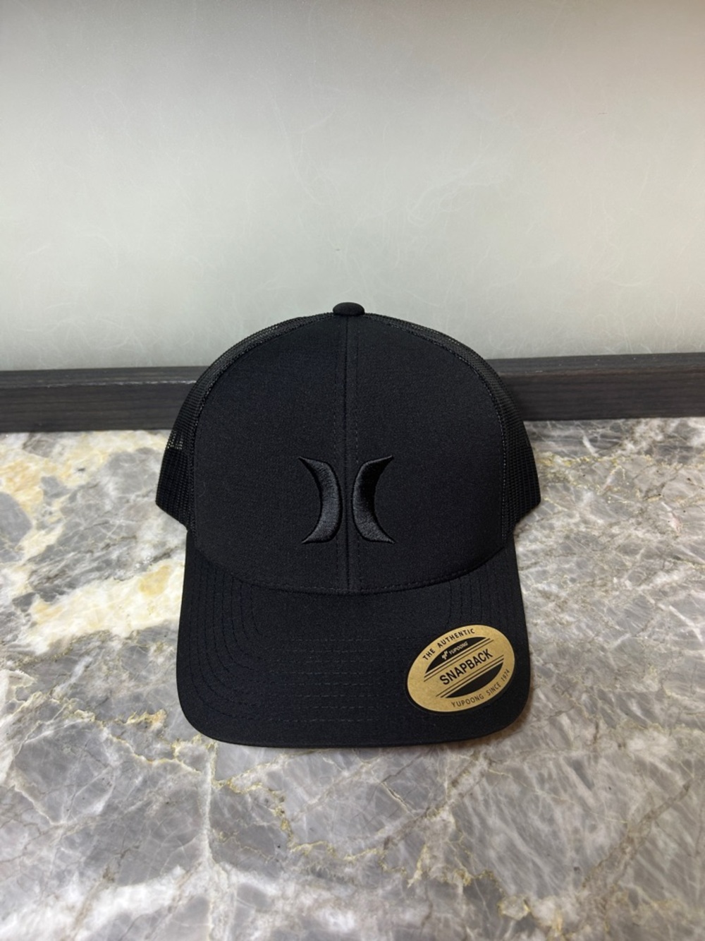 Hurley Black Mesh Logo Snapback Hat